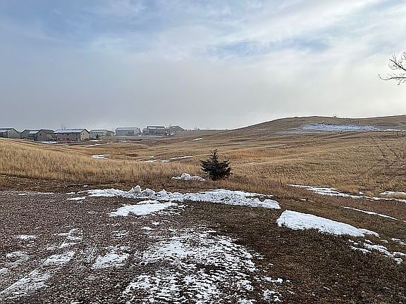 3rd image of 2020 Vista St