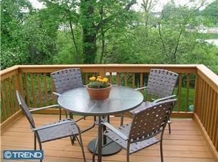 2700 Fallow Hill Ln, Jamison, PA 18929