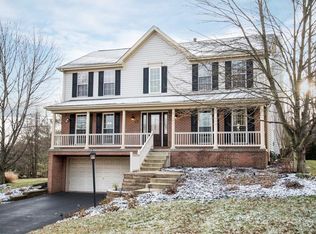 364 Valerie Dr, Cranberry Twp, PA 16066