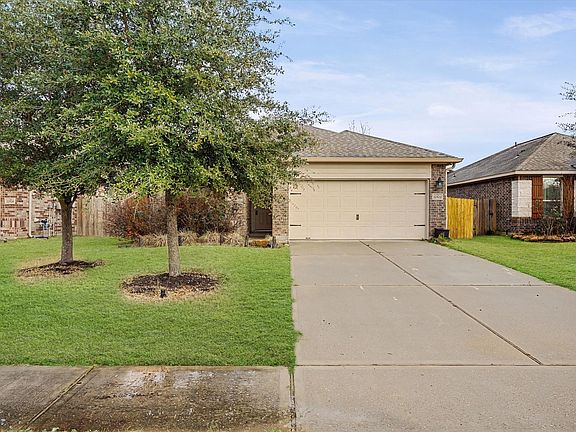 2nd image of 22522 Rustic Valley Ct
