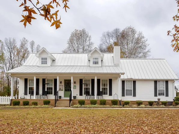 437 Brandenburg Dr, Florence, AL 35634