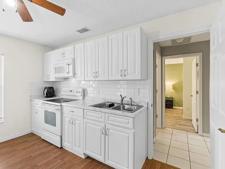 7 Zoffinger Pl — Photo 9