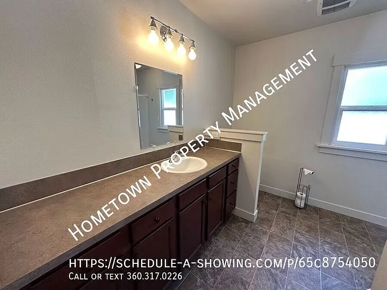 6231 Martin Way E — Photo 9
