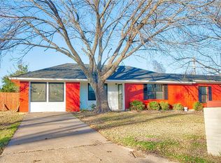 125 Southside Dr, Sanger, TX 76266