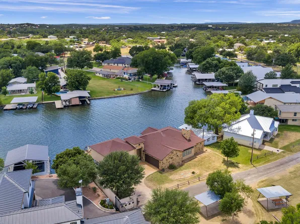 336 Park Lane, Sunrise Beach, TX 78643