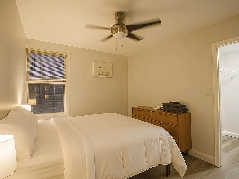 5316 Pershing Ave #205 — Photo 15