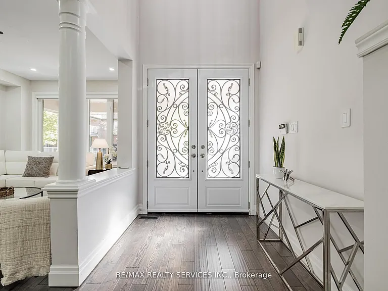 28 Siena Dr — Photo 5