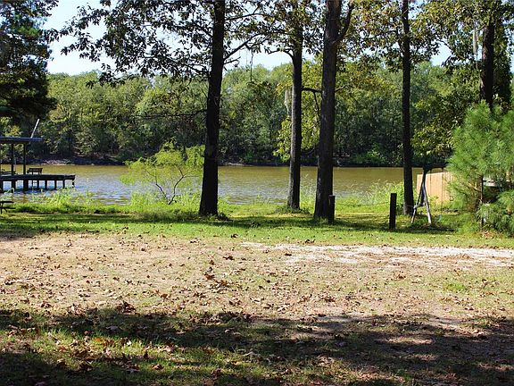 2nd image of 430 Shoreline Dr