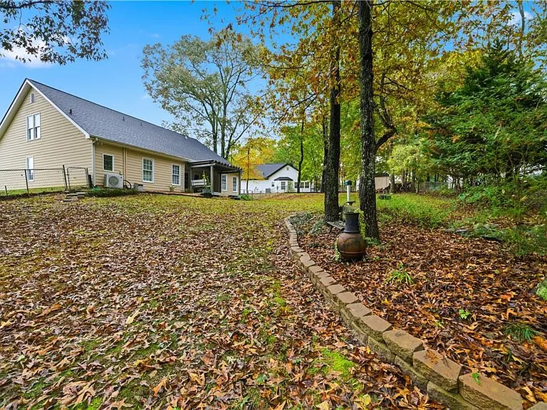 1632 Cagle Ct — Photo 31
