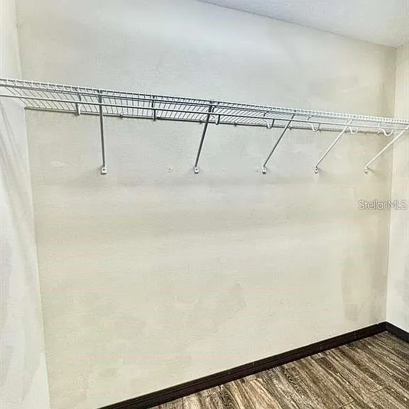 1122 Priory Cir — Photo 21