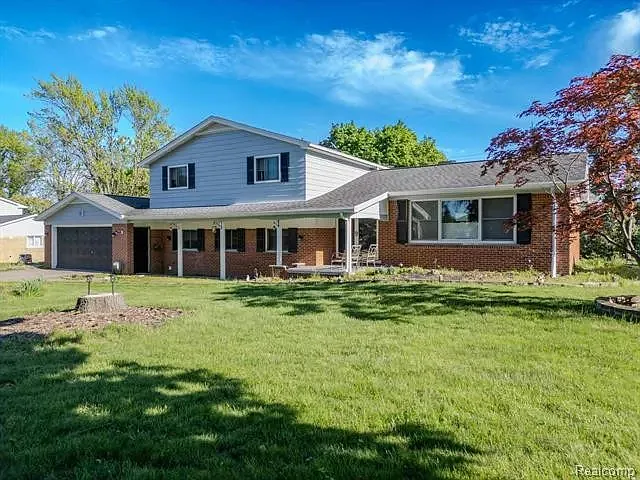 4753 Quarton Rd — Photo 1