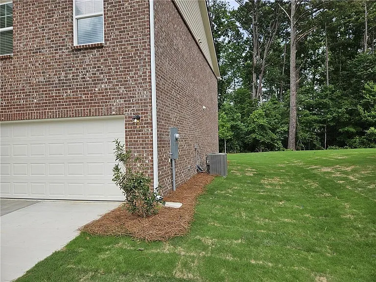 326 Silverton Dr — Photo 30