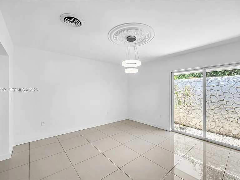13100 SW 81st Ave — Photo 12