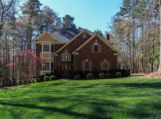 6708 Hollow Oak Dr, Mint Hill, NC 28227