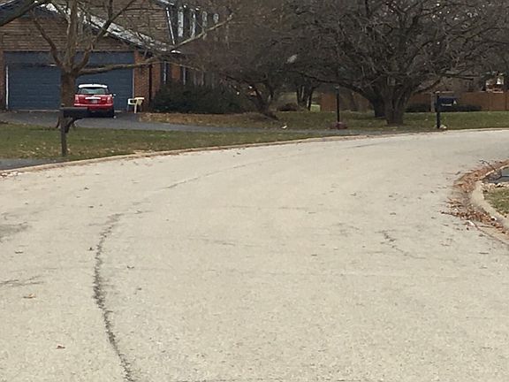 5th image of 20745 London Dr