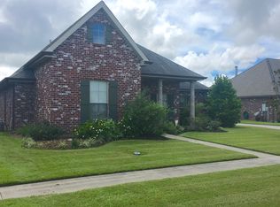 211 Jaden Ln, Houma, LA 70360