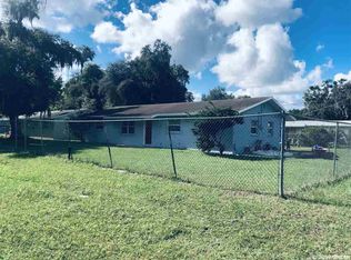7402 SE 226th Way, Hawthorne, FL 32640