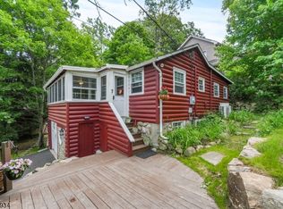 7 Birchwood Trl, Kinnelon, NJ