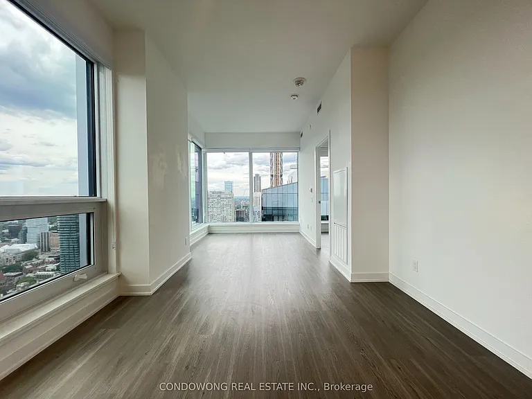 8 Wellesley St W #6003 — Photo 3