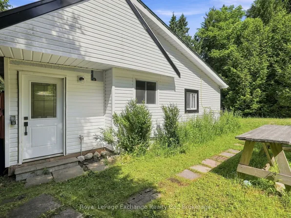 495144 Traverston Rd, West Grey, ON N0C 1H0