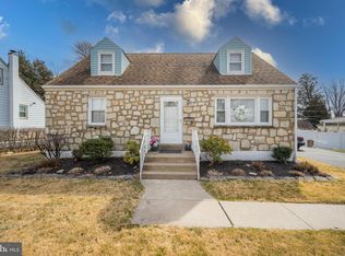 11033 Bustleton Ave, Philadelphia, PA 19116