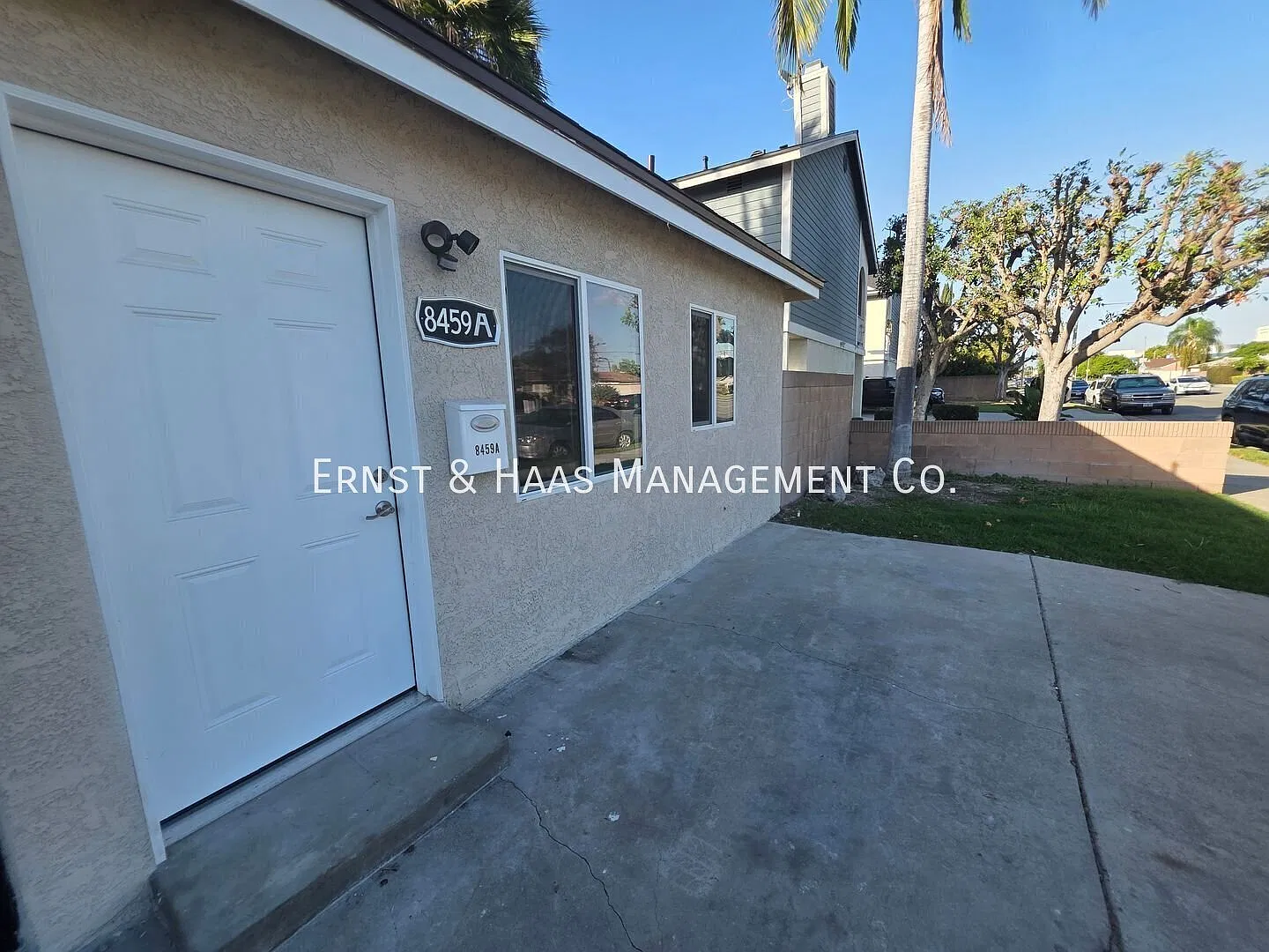 Beautifully Renovated Studio ADU in Downey! — Photo 1