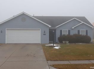 1113 Virginia Ave, Auburn, IN 46706