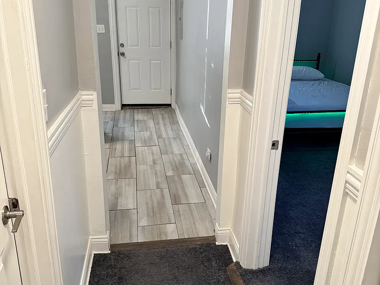 6500 S Rhodes Ave #2 — Photo 3