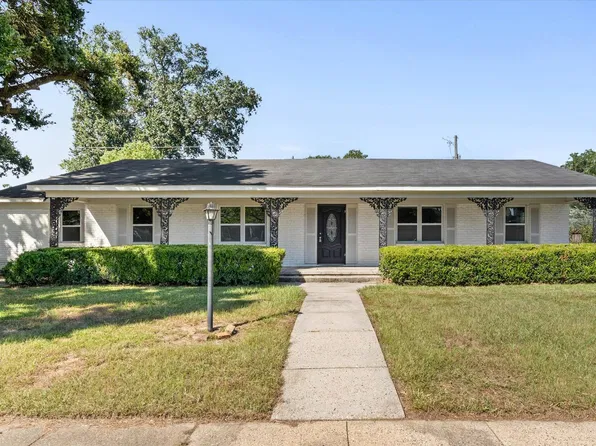 2754 Brierwood Dr, Mobile, AL 36606