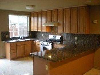 2nd image of 1912 Threadneedle Way