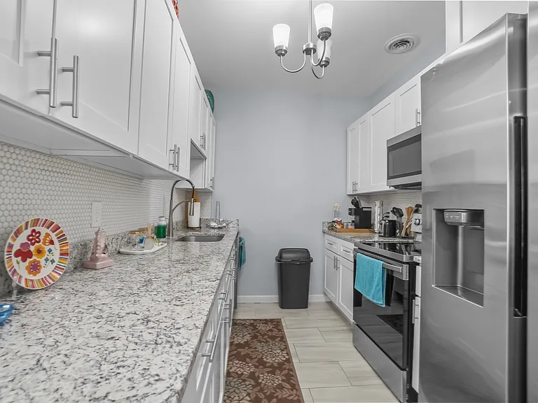 97 De Pasquale Ave #2 — Photo 4