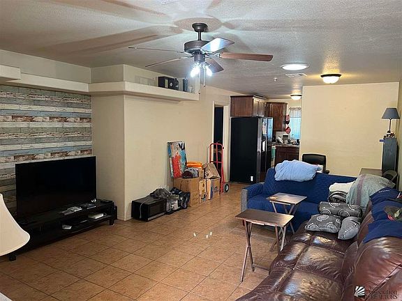 4th image of 778 E Marea St