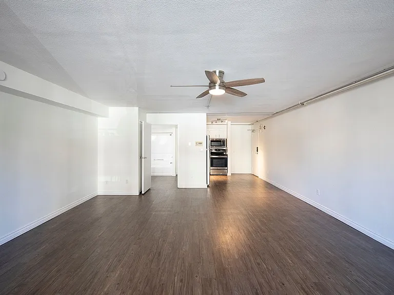 Greystone Lofts — Photo 2