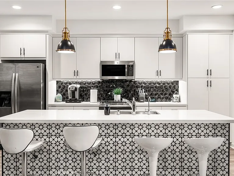 663 S Mosaic St — Photo 17