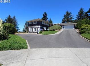 597 Klamath Ave NE, Bandon, OR 97411