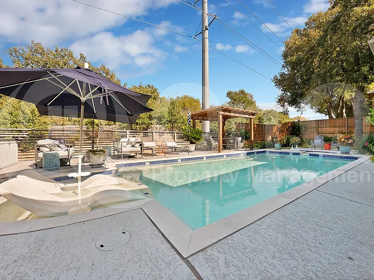 2907 Arbor Oaks Dr — Photo 8