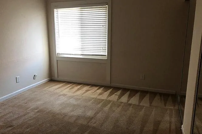 307 Tradewinds Dr #1 — Photo 4