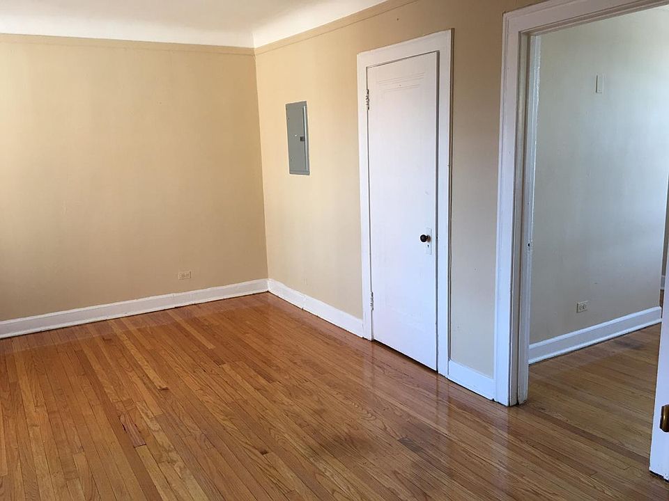 1st image of 6174 N Wolcott Ave