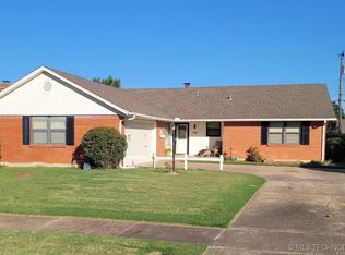 9040 E 26th Ct, Tulsa, OK 74129