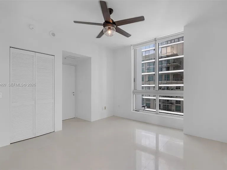 300 S Biscayne Blvd #T-3702 — Photo 13