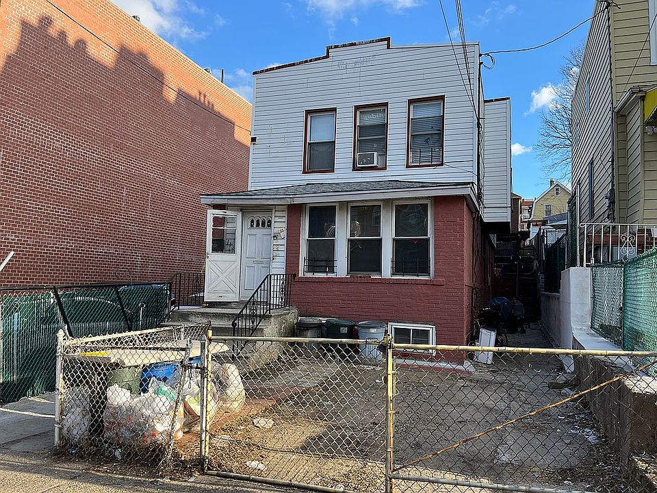 2nd image of 112-36 38th Ave