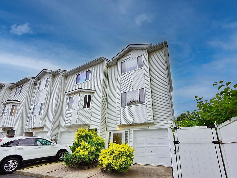 1st image of 31 Eden Ct
