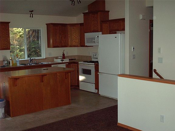 2nd image of 12916 Green Mountain Way
