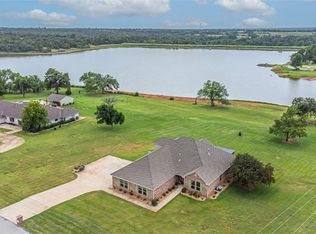 150 Lary Ln, Guthrie, OK 73044