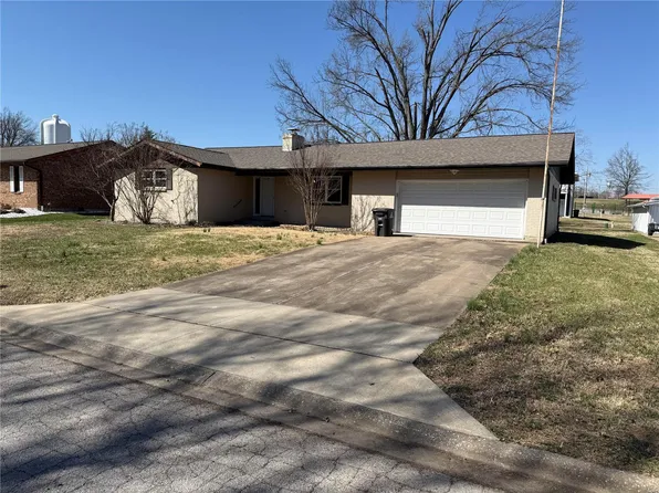 208 Richardet St, Perryville, MO 63775