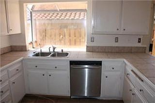 4th image of 25701 Stuyvesant St