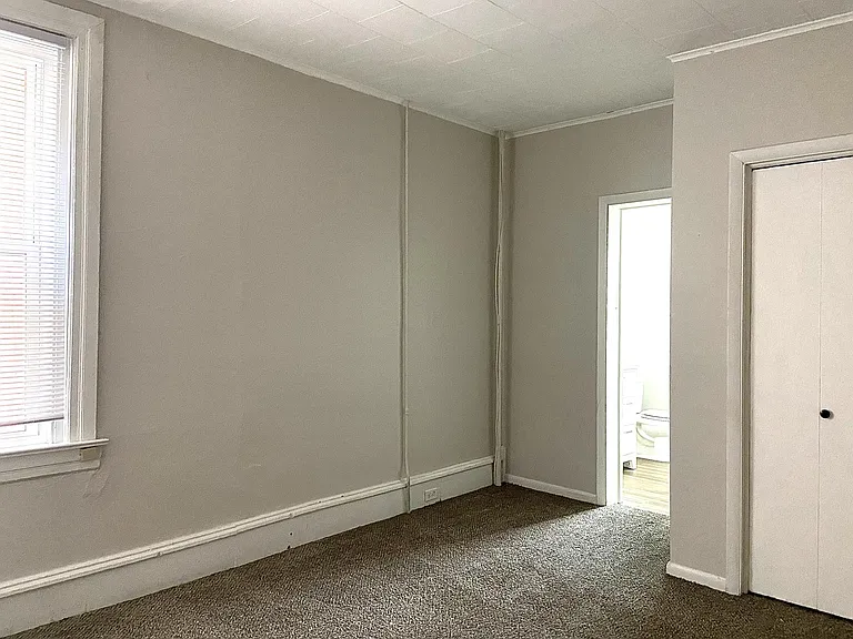 518 Main St #1 — Photo 11