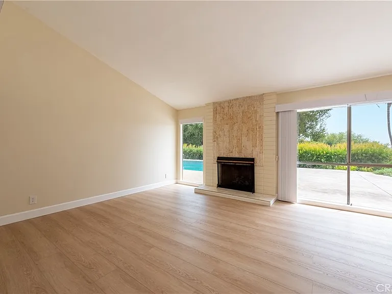 24221 Hatteras St — Photo 11
