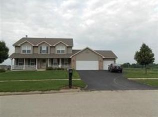 1205 Union Dr, Davis Junction, IL 61020