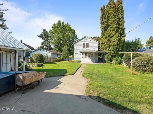 305 N 9th St, Yakima, WA 98901
